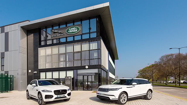 Jaguar Land Rover Reports 17% Dip in Retail Sales in Jul-Sep qtr   
