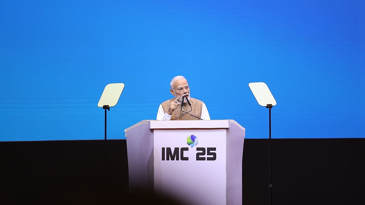 PM Modi at India Mobile Congress 2025