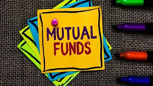 Hybrid MFs Attract ₹1.55 Lakh Crore in FY26 on Diversified Investment Appeal