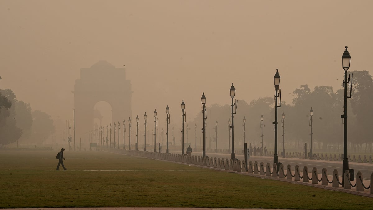 Smog over Delhi skyline as air quality worsens ahead of Diwali festivities - null