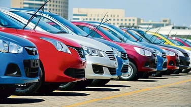 Automobile Exports Rise 26% in Q2 as Passenger Vehicles, Two-Wheeler Shipments Spur