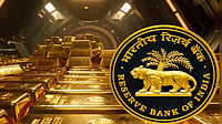 RBI's Gold Reserves Cross 880 Metric Tonnes by September