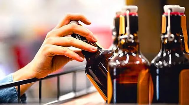 AlchoBev Industry Expects Up to 20% Growth in Dec Quarter Riding on Bullish Festive Sales 