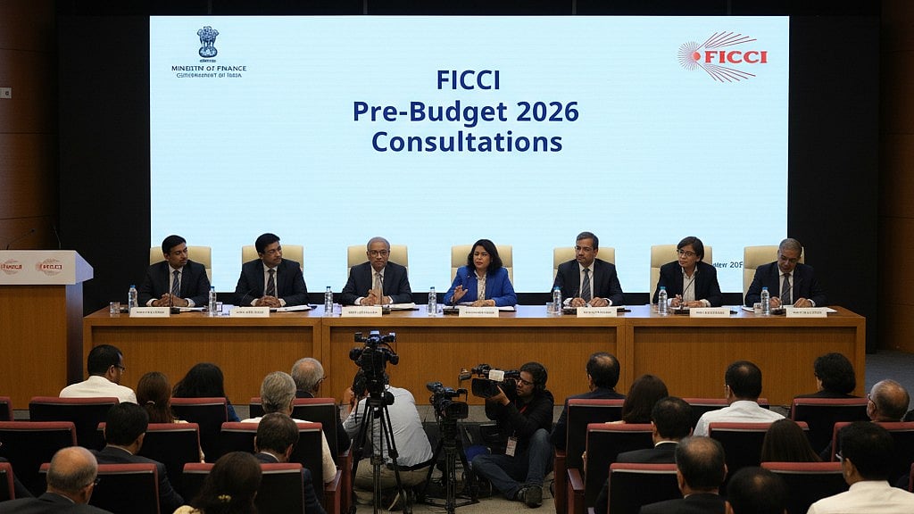 Pre-Budget 2026: Industry Seeks Simplified TDS Compliance, Faster I-T Appeals, and Tax Neutrality