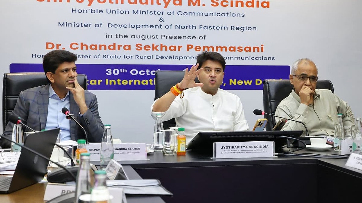X_#@Jyotiraditya M. Scindia
 : Union Minister for Communications Jyotiraditya M. Scindia