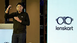 D-Street Divided as Lenskart IPO Goes Live; Can Peyush Bansal Deliver Expected Returns?