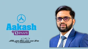 Aakash CFO Vipan Joshi Resigns