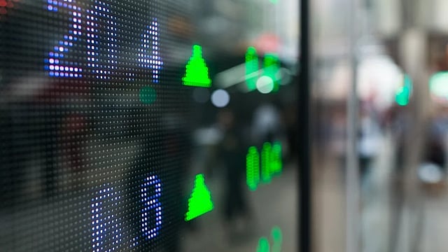 CSB Bank Q2 Net Profit Rises 16 % to ₹ 160 Cr