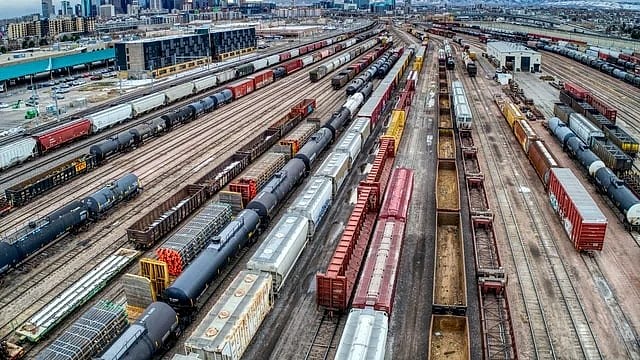 Moody's Ratings projected India’s economy to grow at 7 % in 2025 - null