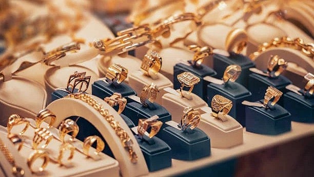 iStock : Gems and jewellery Exporters