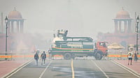 Toxic Smog Worsens in Delhi Amid Surge in Crop Burning — Here's Why Photo by PTI : A dense layer of smog engulfs Delhi as pollution levels turn ‘severe’