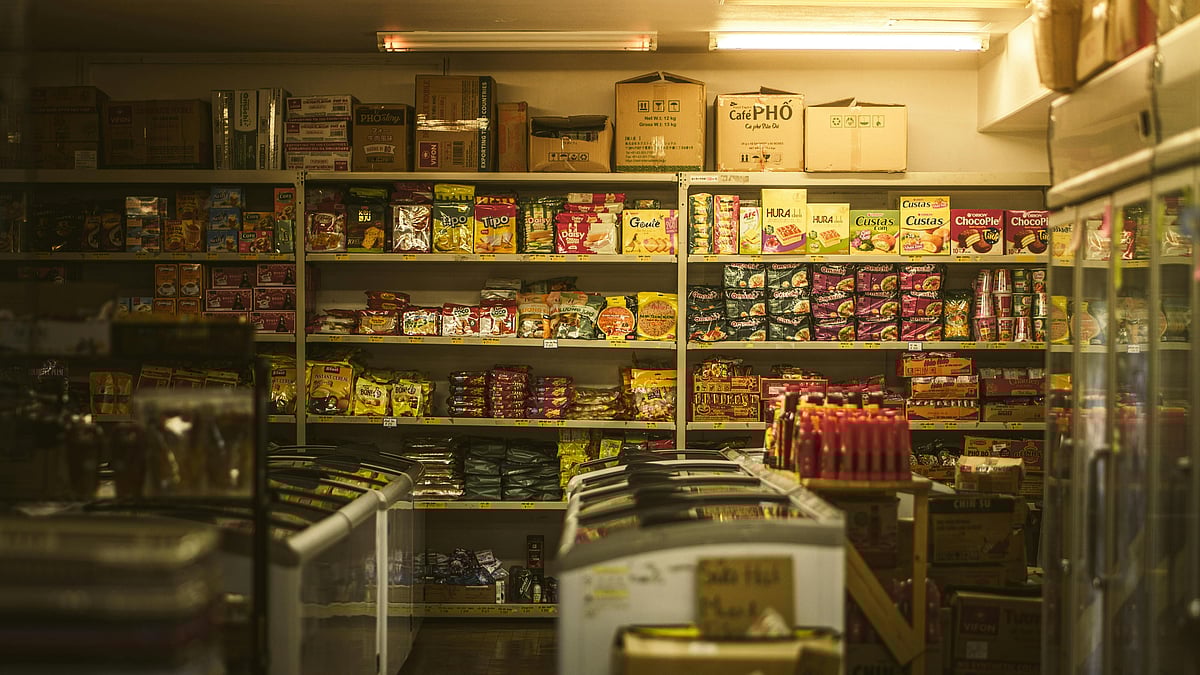 Photo by Paolo Sanchez : Trump rolls back food-import tariffs to ease rising household grocery costs