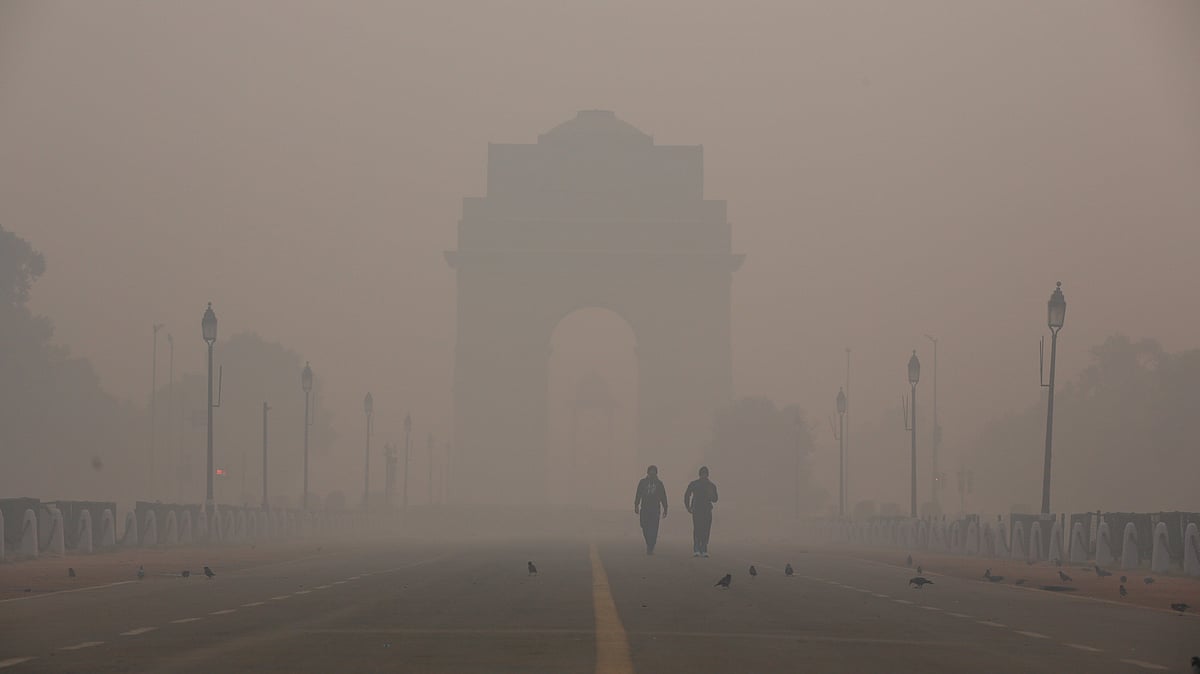 Dense smog engulfs Delhi, putting an entire generation at risk - null
