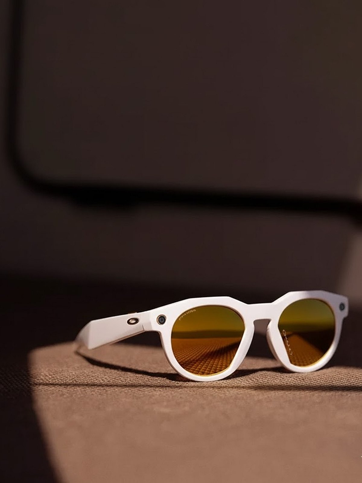 Meta, Oakley Roll Out AI-Powered Smart Glasses in India - Check Price, Features & More