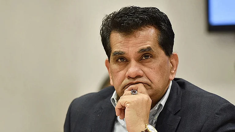 upGrad Ropes In Former G20 Sherpa Amitabh Kant as Independent Director - null
