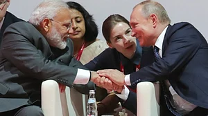Vladimir Putins New Delhi Visit Amid US Pressure: What’s at Stake for India–Russia Ties