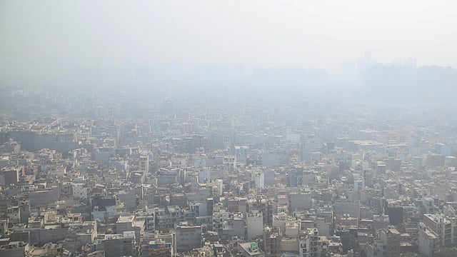 Delhi Govt Forms Panel to Monitor Pollution Levels, Levy Penalties on Violators