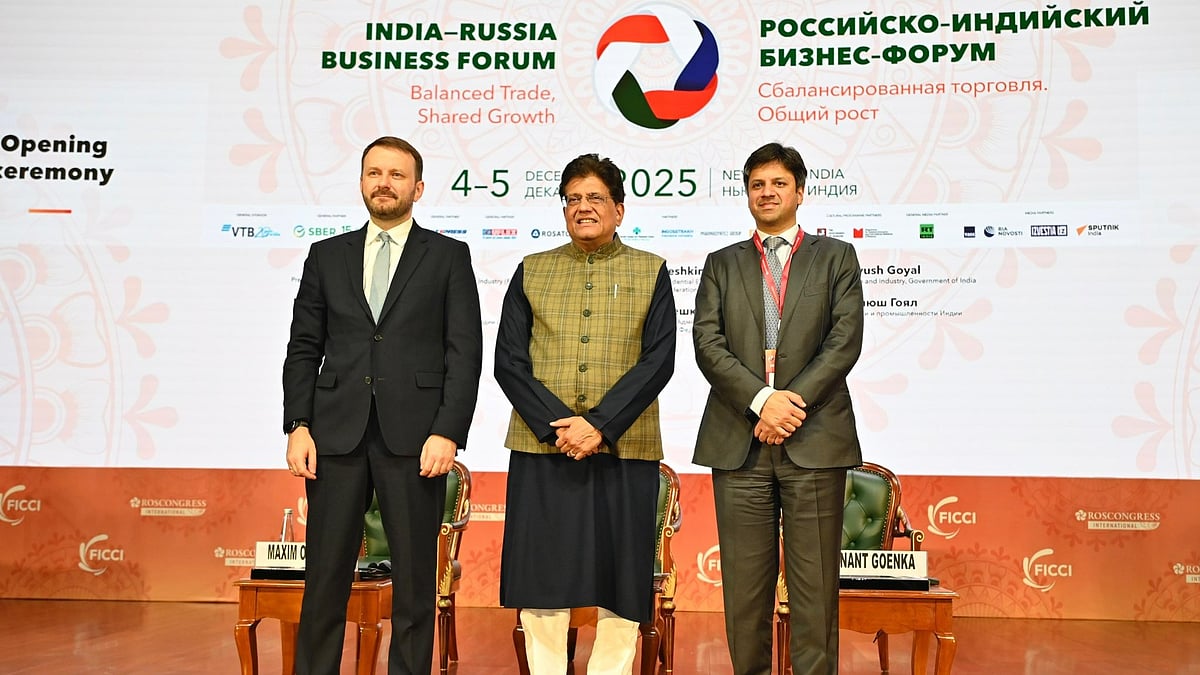 Piyush Goyal (Middle) with Maxim Oreshkin (Left), Deputy Chief of Staff of the Presidential Executive Office of Russia, at Bharat Mandapam - X/@PiyushGoyal