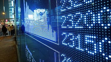 Sensex Tanks 610 pts; Nifty Slips Below 26k on Profit Booking, Foreign Fund Outflows