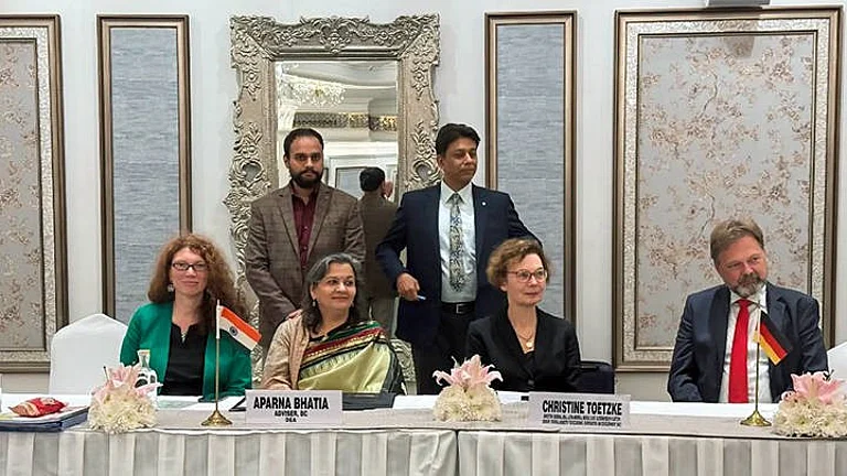 Advisor, DEA, Aparna Bhatia and Director General Asia Christine Toetzke successfully conclude the India- Germany Government Negotiations on Development Cooperation 2025 - Photo by IMAGO / ANI News