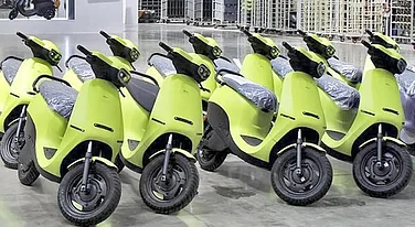 Ola Electric Commences Hyperdelivery for Its 4680 Bharat Cell Poweredvehicles