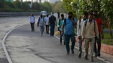 India Unemployment Rate Falls to 8-Month Low as Rural Work & Female Participation Pick Up