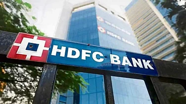 RBI Allows HDFC Bank to Buy 9.5% Stake in Rival IndusInd Bank