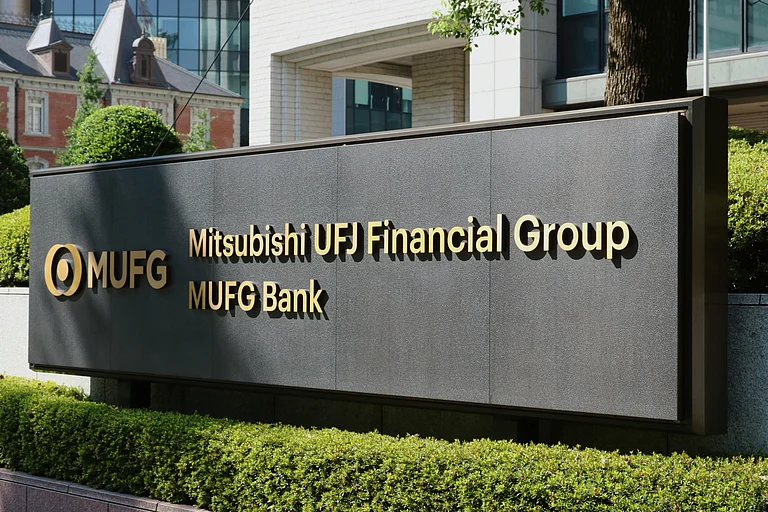 Shriram Finance to Sell 20% Stake to Japanese firm MUFG Bank - Shutterstock