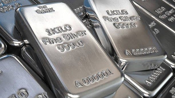 Zinc Futures Recover To ₹325.8/kg After Early Slide