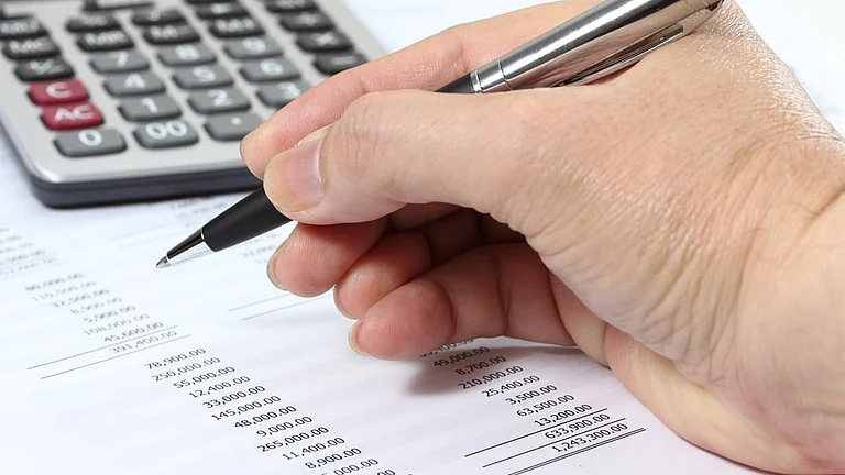 MCA Relaxes KYC Norms For Directors, Replaces Annual Filing With 3-yr Cycle - null