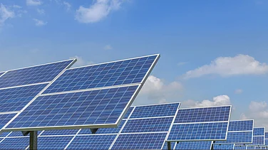 IPO-Bound Inox Clean Energy to Buy 300 MW of Solar Assets from SunSource for ₹1,000 Cr