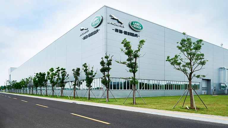 Jaguar Land Rover - AndyWee