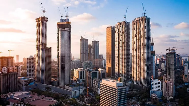 Foreign Investment in Indian Real Estate Down 16% to $3.65 Bn Last Yr: Colliers - Freepik