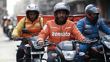 Eternal, Swiggy, Zepto Unhurt by Govt's Crackdown on 10-Minute Delivery
