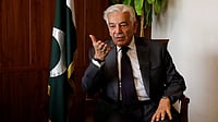 Fake Pizza Hut in Pakistan? Minister Khawaja Asif’s Ribbon-Cutting at Outlet Sparks Online Debate X