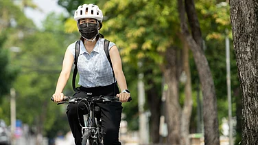 Bicycling Could Cut Emissions in Global South Cities, But Falls Short — Here’s Why