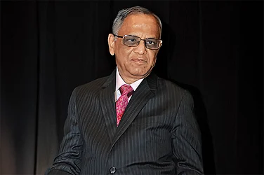 Narayana Murthy's Message to India's Youth: Don't Settle for Being the World's Back Office