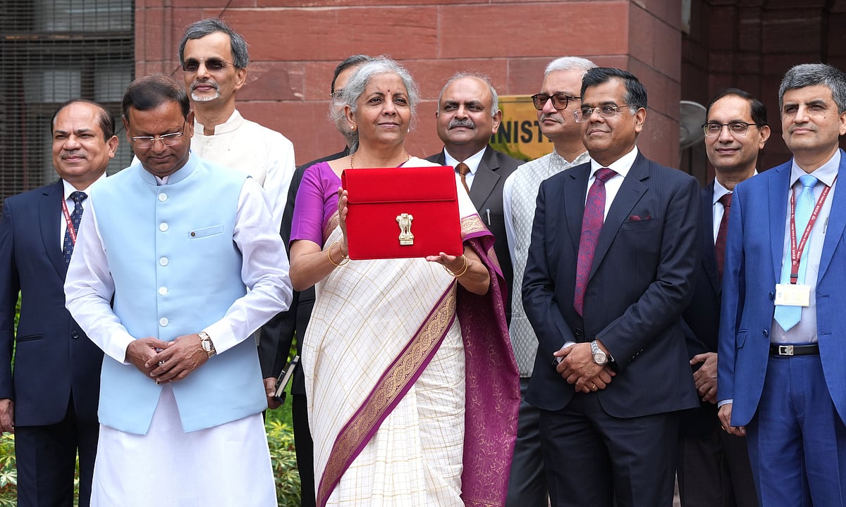 FM Sitharaman Holds the Record of Presenting the First Digital Budget - null
