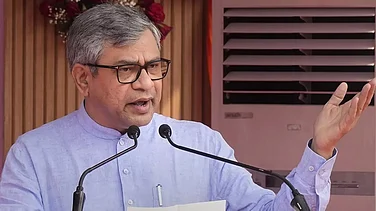 AI Impact Summit to Announce AI Model Launch, Infra for 500 Universities: Vaishnaw