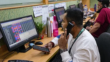 How a Surprise STT Hike Triggered a Market Rout, Eroding ₹9.72 Lakh Crore Investors Wealth