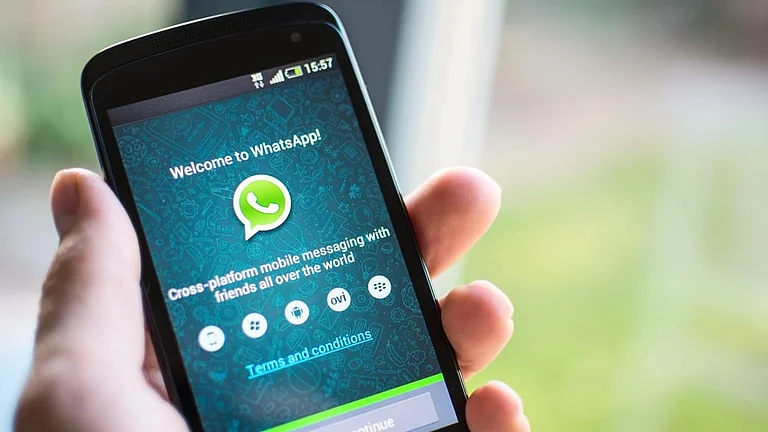 SC Calls Out Meta Over WhatsApp Privacy Policy Case - null