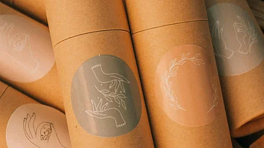 Amazon, IIT Roorkee Turn Farm Waste Into Green Packaging to Tackle Stubble Burning