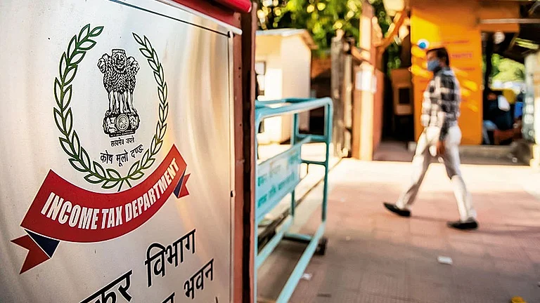 Foreign VCs, PEs Under I-T Dept Scanner after SC's Tax Verdict on Tiger Global - null