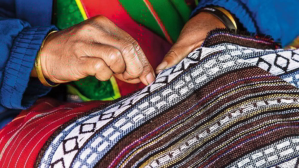 Gujarat revises its textile policy - null