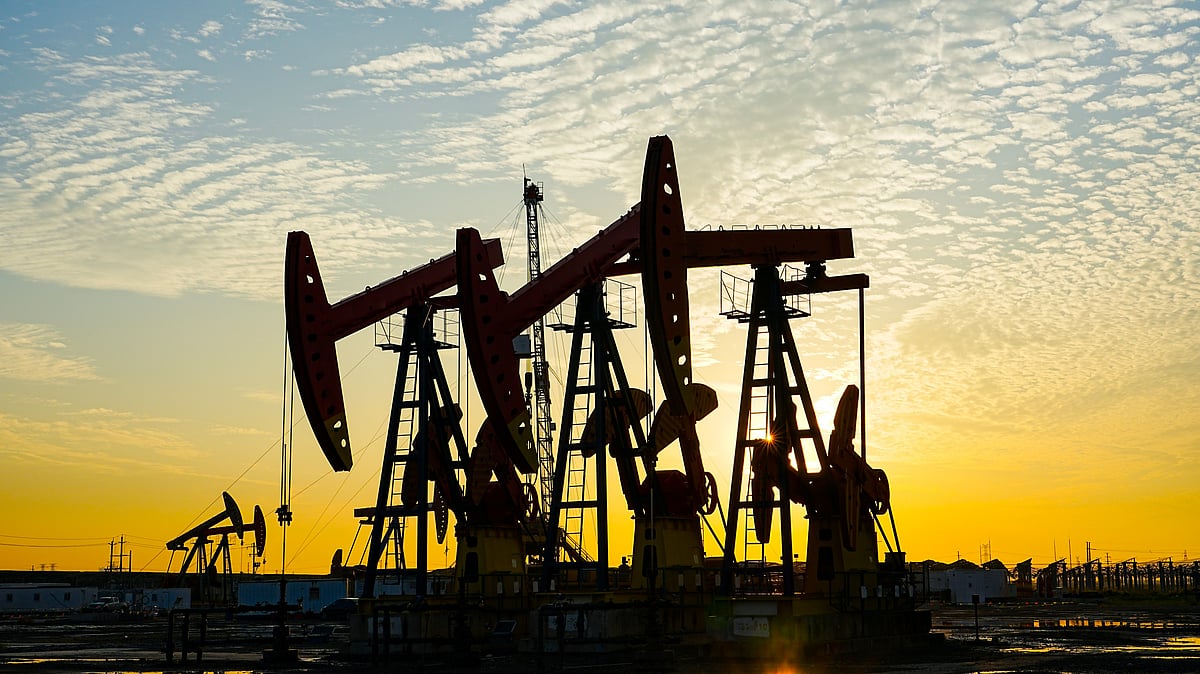 Oil price surge amid escalating Iran-Israel conflict and Gulf energy disruptions - null