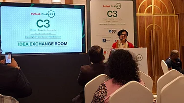 Outlook Planet C3 2026: India Facing Leakages in its Lead-Acid Battery Recycling Industry, Experts Highlight