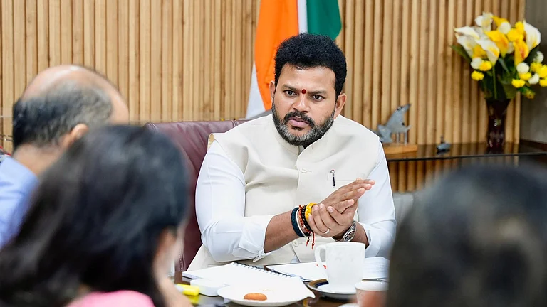 Partial ATF Price Hike to Shield Passengers from Sharp Fare Hikes: Civil Aviation Minister Naidu - x