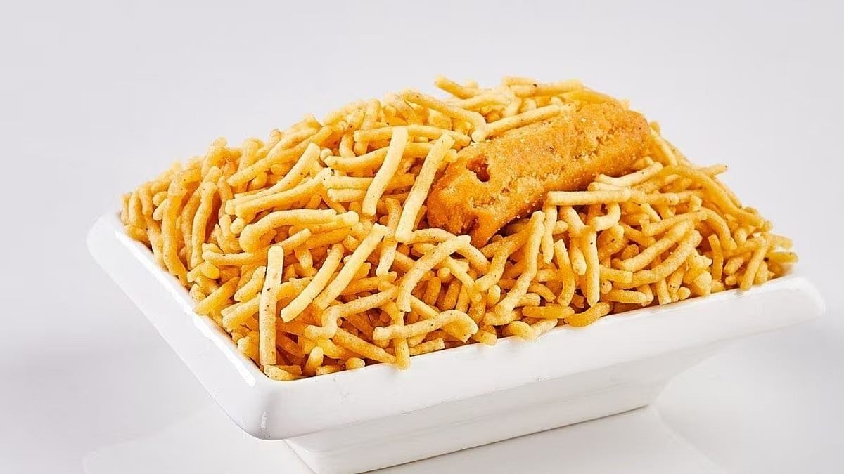 West Asia Conflict Disrupts Snack Exports from Bikaner - null