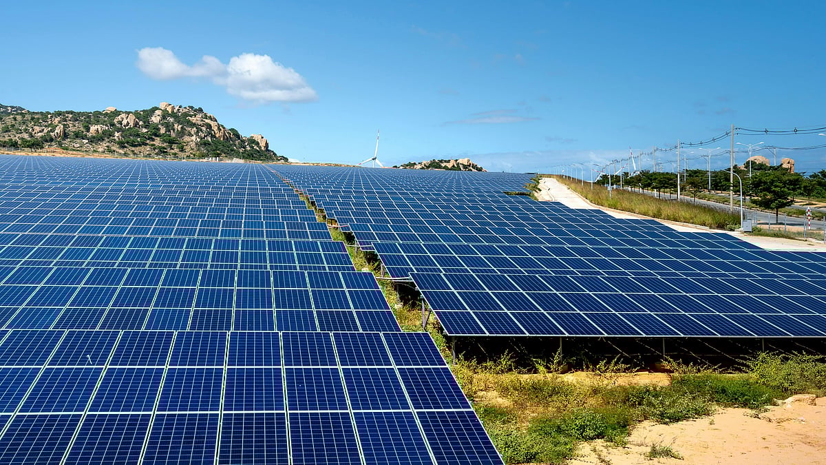 Solar and wind energy projects are driving India’s renewable power growth - null