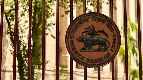 RBI Panel Proposes To Raise Promoters Cap To 26% In Pvt Banks